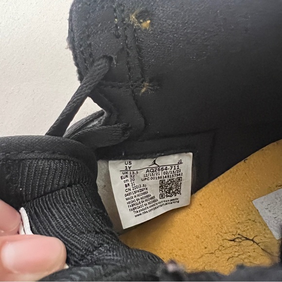 Jordan 1 Retro High OG (PS) 1Y Kids Taxi Black-Sail Sneakers AQ2664 711 - Picture 6 of 7